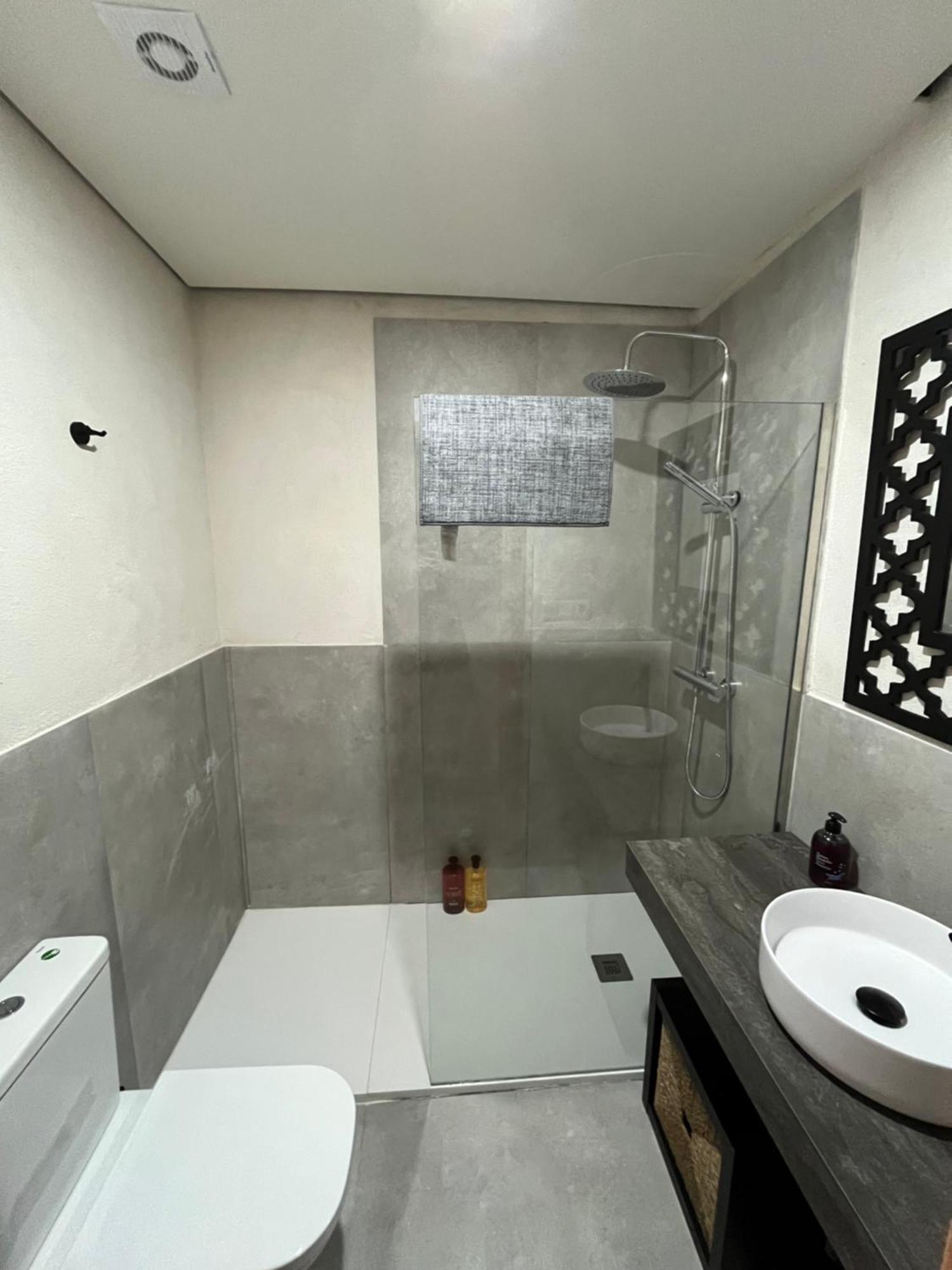 Casa Arena Centro, By Homing U Apartment Севиля Екстериор снимка