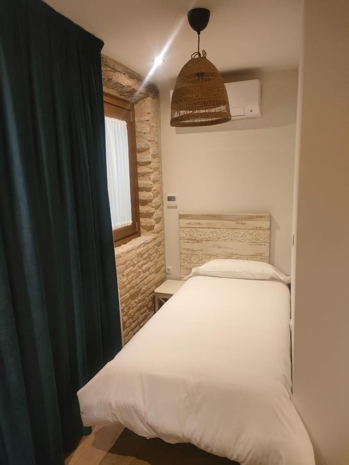 Casa Arena Centro, By Homing U Apartment Севиля Екстериор снимка